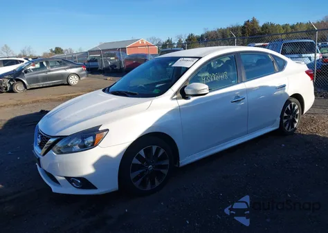 2017 Nissan Sentra Sr z USA, uszkodzony, nr VIN 3N1AB7AP8HY340231